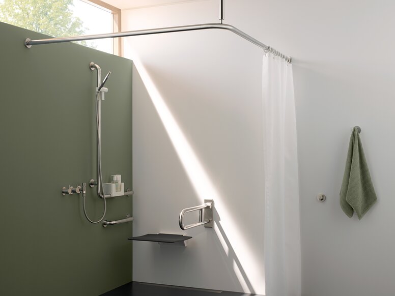HEWI classic seria 805 Publiczna strefa prysznicowa